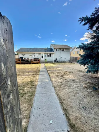 $250,000 | 1313 Russell Avenue, Worland, WY 82401