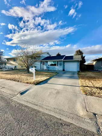 $250,000 | 1313 Russell Avenue, Worland, WY 82401