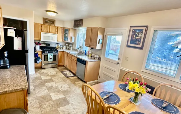 $250,000 | 1313 Russell Avenue, Worland, WY 82401