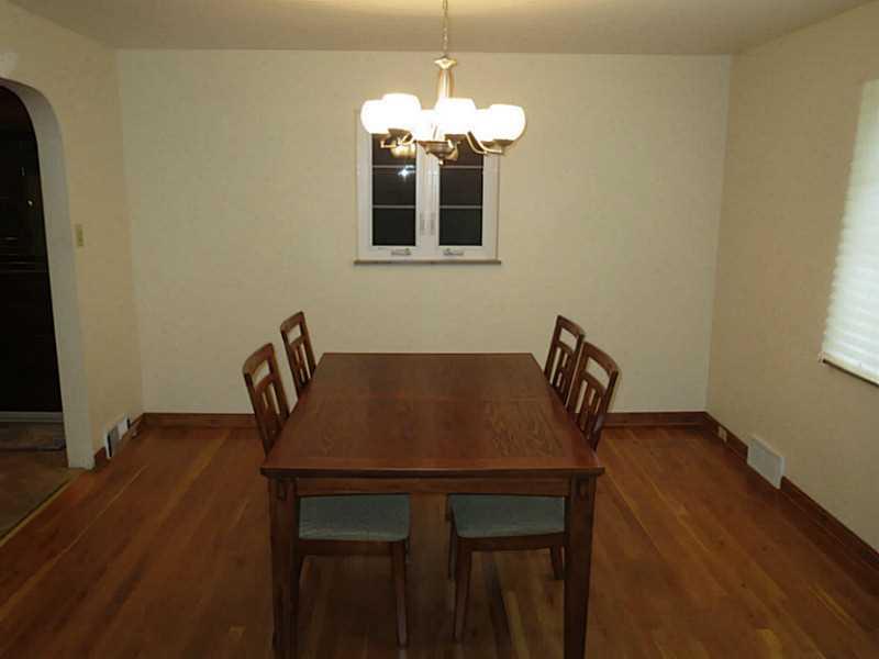 2089 Ridge Rd Extension Economy, PA 15003 - Photo 4 of 25 Dining Room.