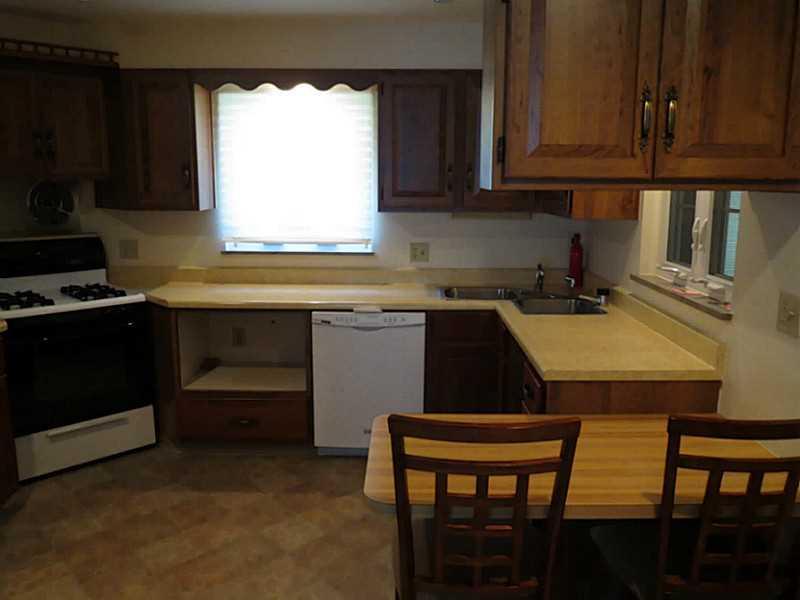 2089 Ridge Rd Extension Economy, PA 15003 - Photo 6 of 25 Kitchen.