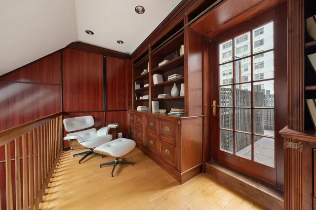 $16,000,000 | 51 East 67th Street | Lenox Hill