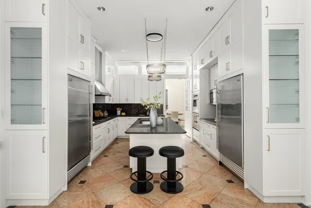 $16,000,000 | 51 East 67th Street | Lenox Hill