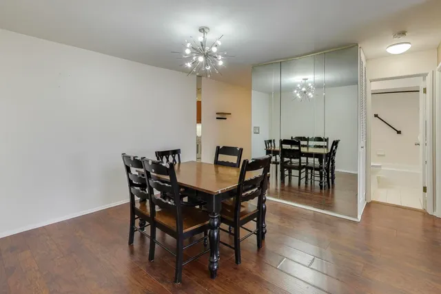 $195,000 | 5506 Lincoln Avenue, Unit A521, Morton Grove, IL 60053