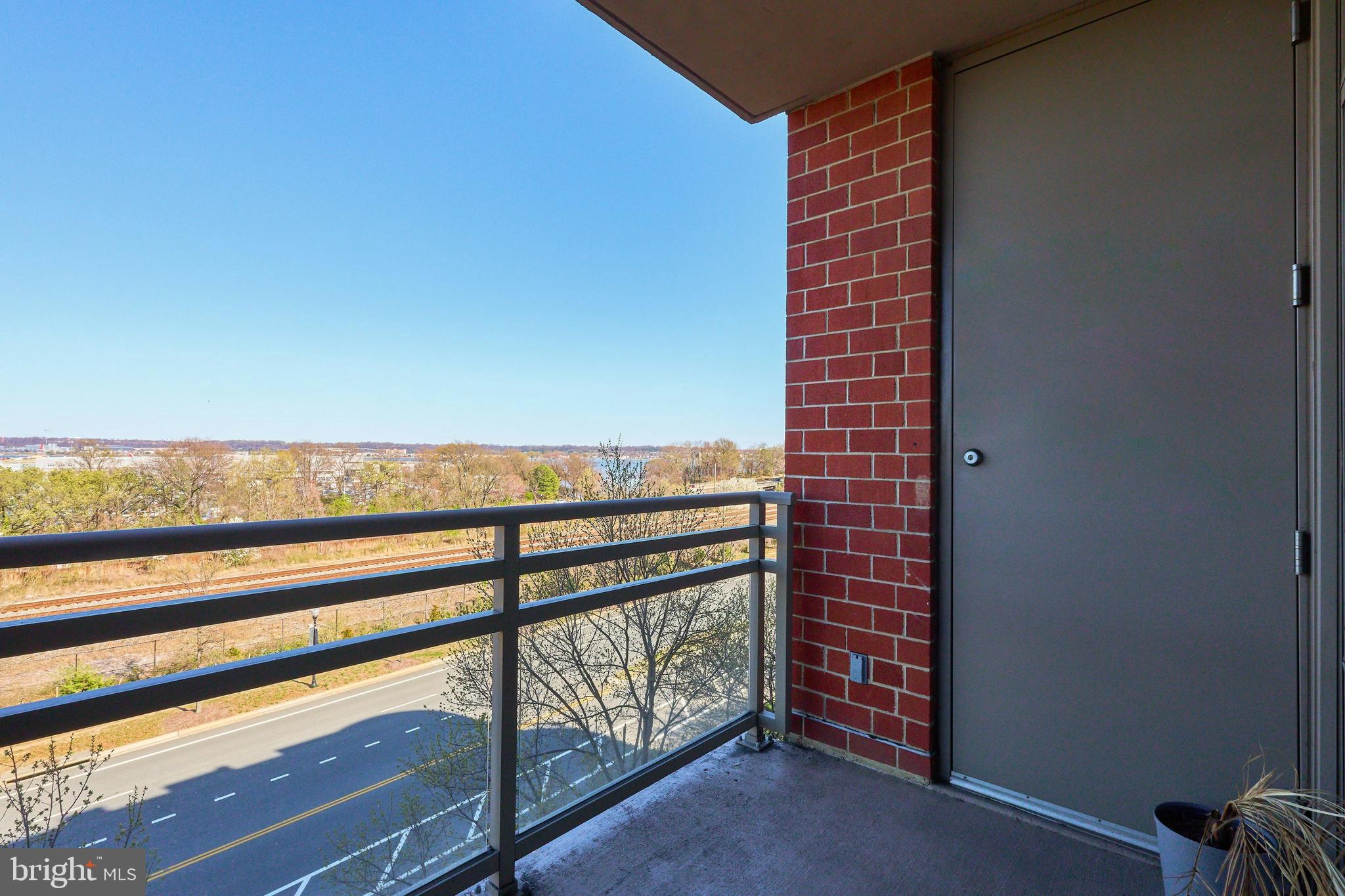 3650 South Glebe Road, Unit 454 Arlington, VA 22202 - Photo 29 of 50 Incredible VIEWS!