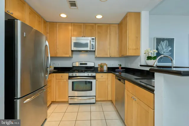 $599,700 | 3650 South Glebe Road, Unit 454, Arlington, VA 22202