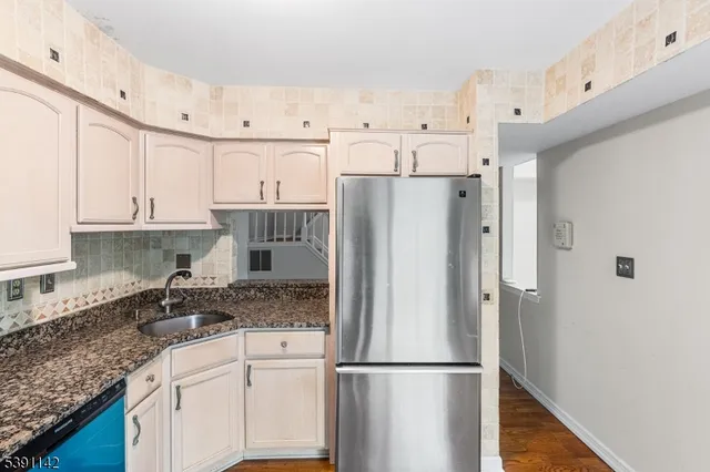 $455,000 | 55 Cherrywood Drive, Somerset, NJ 08873