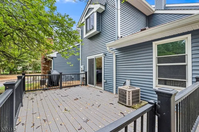 $455,000 | 55 Cherrywood Drive, Somerset, NJ 08873