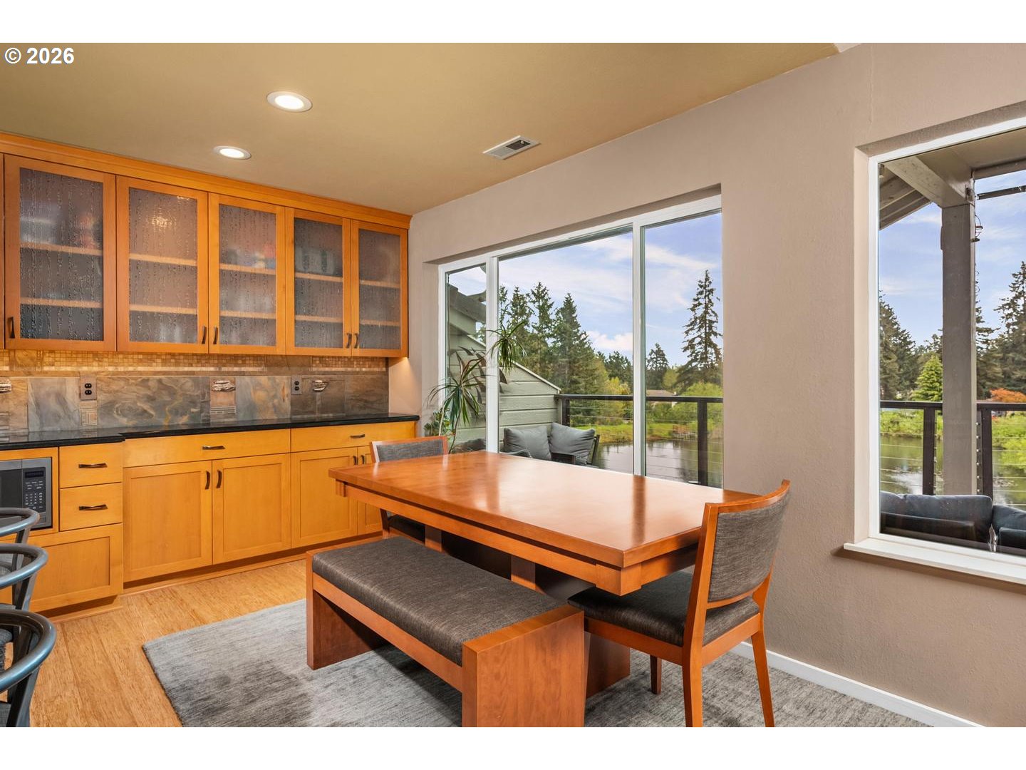 1840 Rees Hill Road Southeast, Unit 19 Salem, OR 97306 - Photo 7 of 34 a room with pool table and windows