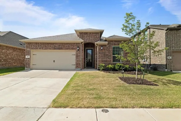 $3,000 | 1133 Canuela Way, Justin, TX 76247