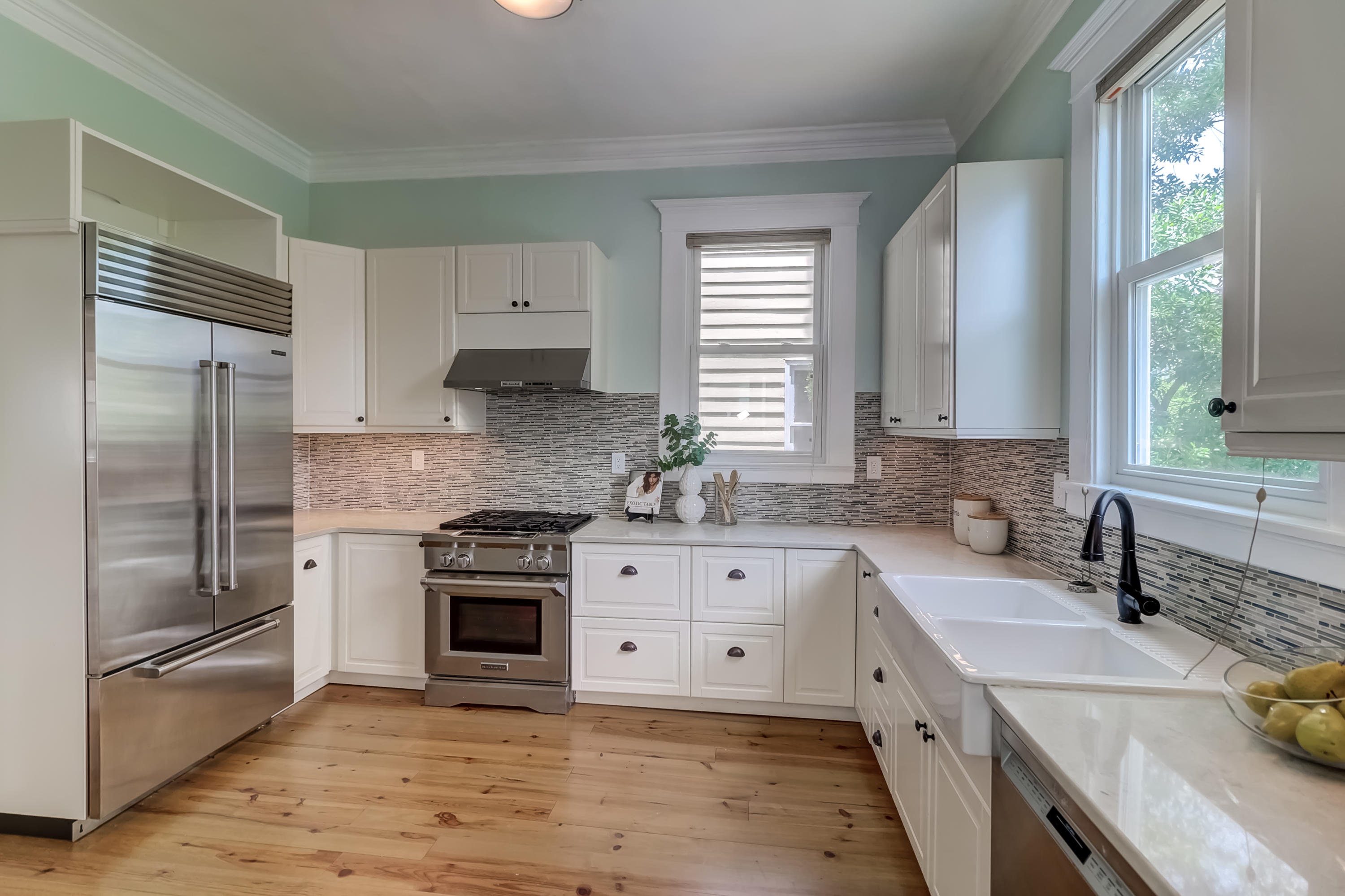 10 Colonial Street Charleston, SC 29401 - Photo 15 of 58 10 Colonial (58)