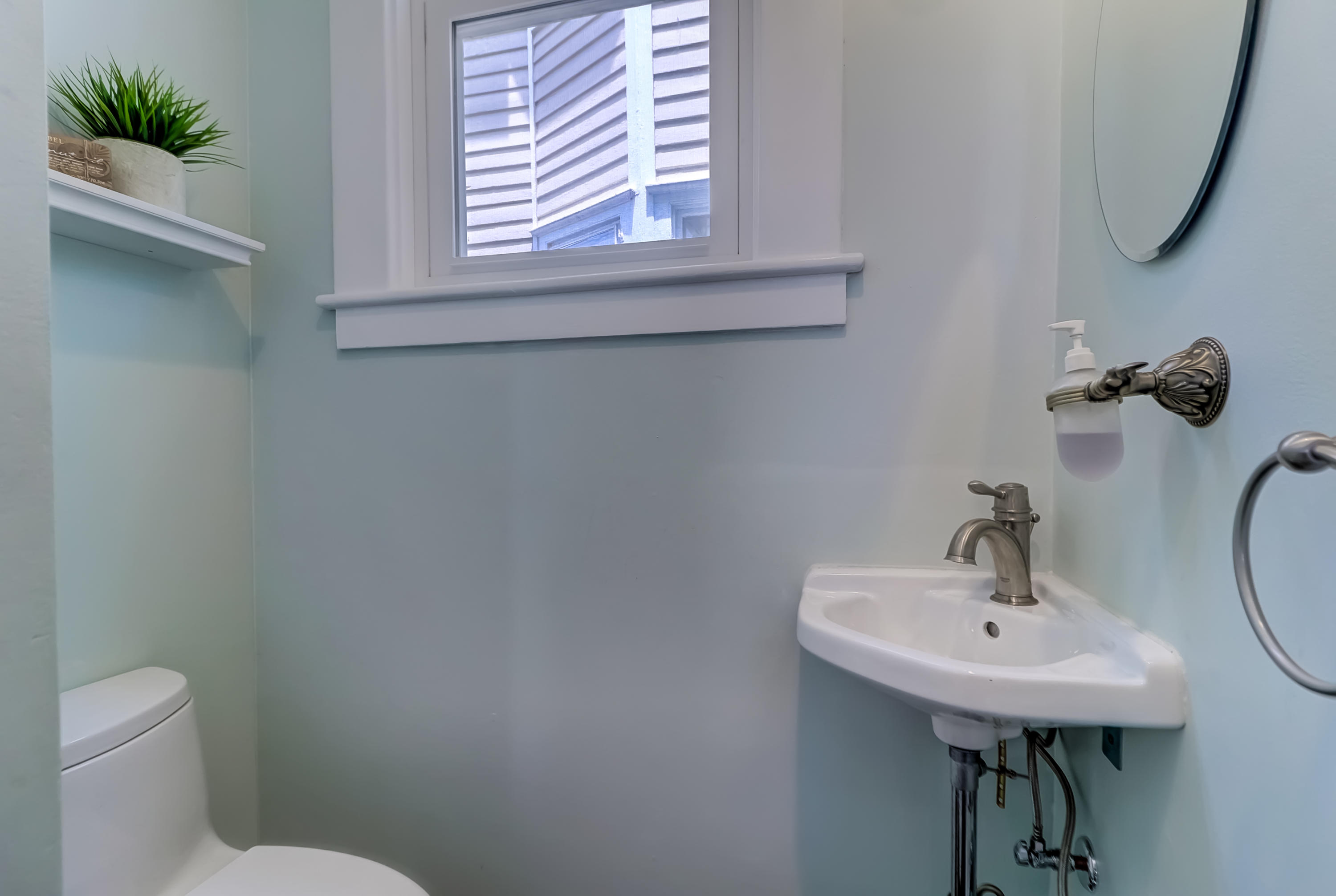 10 Colonial Street Charleston, SC 29401 - Photo 20 of 58 10 Colonial (56)