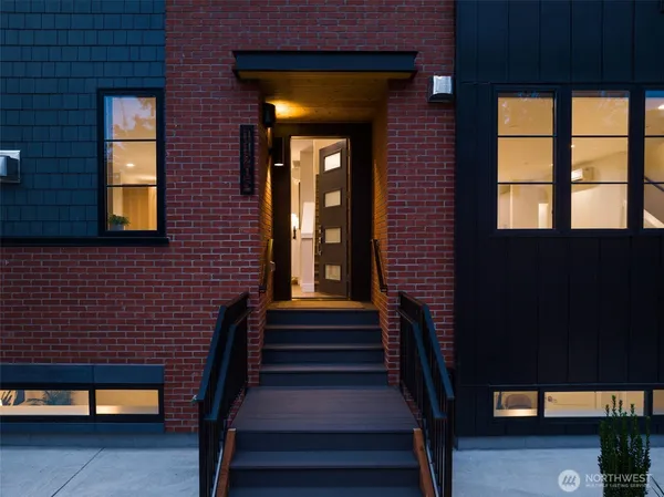 $2,089,990 | 11223 Northeast 13th Street, Bellevue, WA 98004