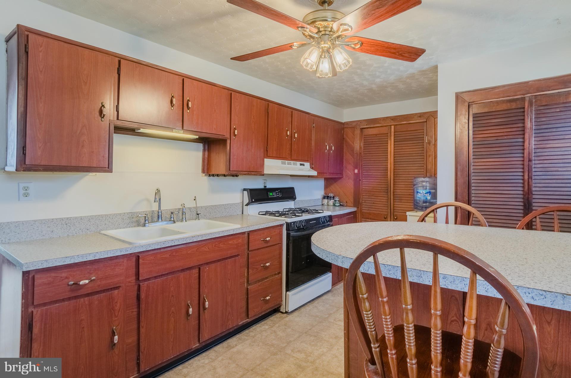 8707 Downey Road Severn, MD 21144 - Photo 7 of 29 Kitchen
