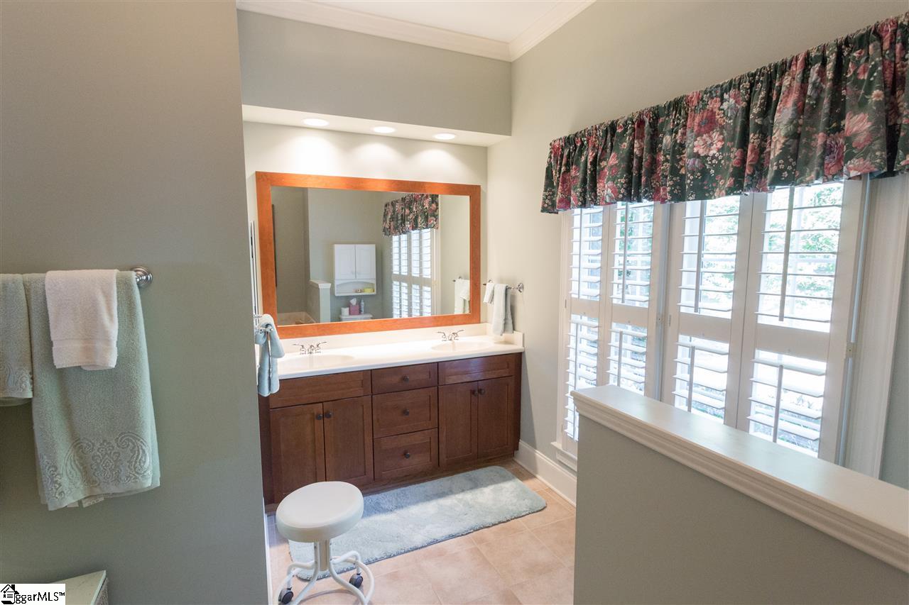 115 Courseview Way Travelers Rest, SC 29690 - Photo 9 of 36 Gallery Image 9