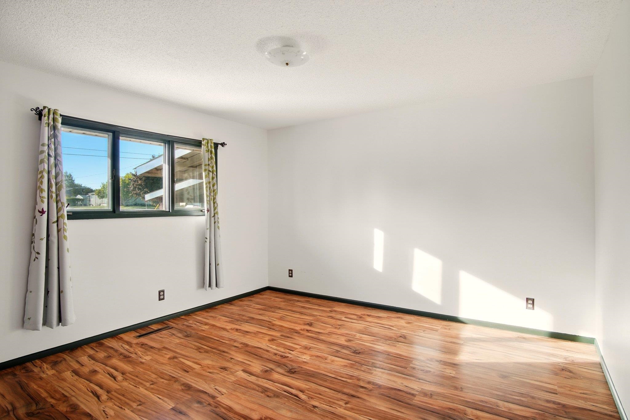 404 West 7th Avenue Ritzville, WA 99169 - Photo 8 of 43