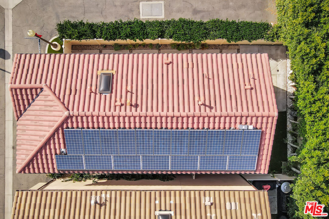 15215 West Fred Way Van Nuys, CA 91405 - Photo 29 of 31