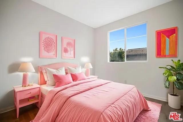 $778,000 | 15215 West Fred Way, Van Nuys, CA 91405