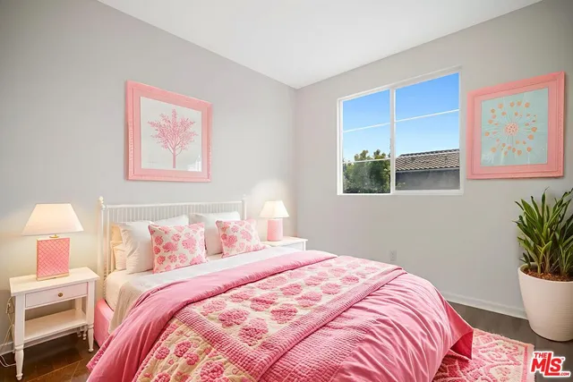 $778,000 | 15215 West Fred Way, Van Nuys, CA 91405