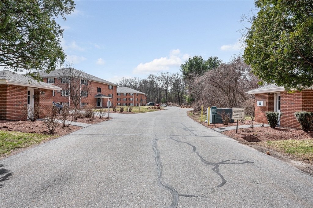 18 Leonard Road, Unit 18 Boxborough, MA 01719 - Photo 15 of 17