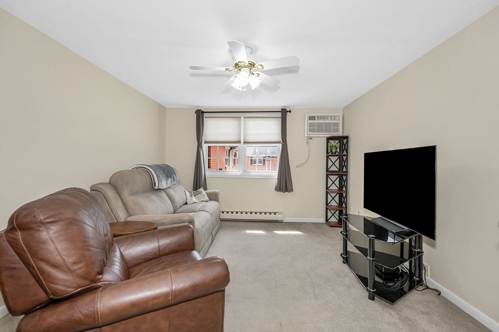 18 Leonard Road, Unit 18 Boxborough, MA 01719 - Photo 6 of 17