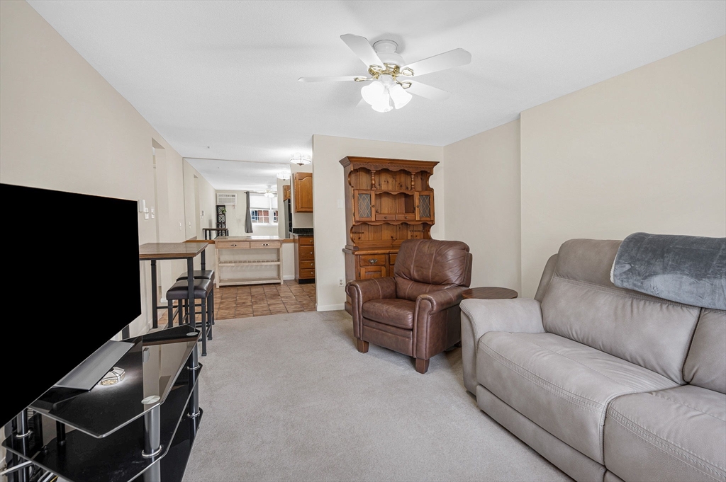 18 Leonard Road, Unit 18 Boxborough, MA 01719 - Photo 7 of 17