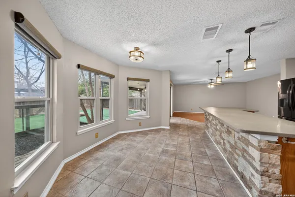 $2,200 | 7019 Jade Field, San Antonio, TX 78240