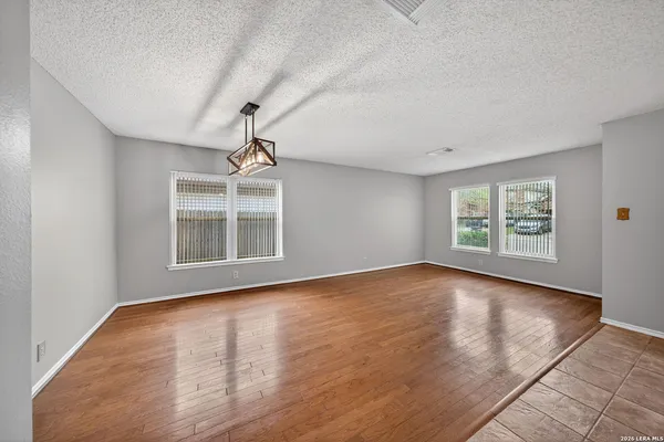 $2,200 | 7019 Jade Field, San Antonio, TX 78240