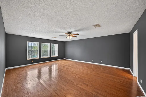 $2,200 | 7019 Jade Field, San Antonio, TX 78240