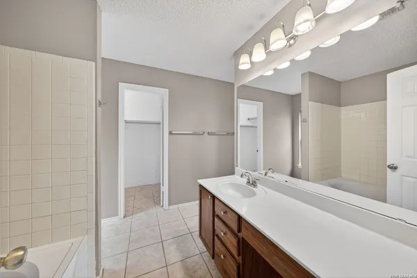 $2,200 | 7019 Jade Field, San Antonio, TX 78240