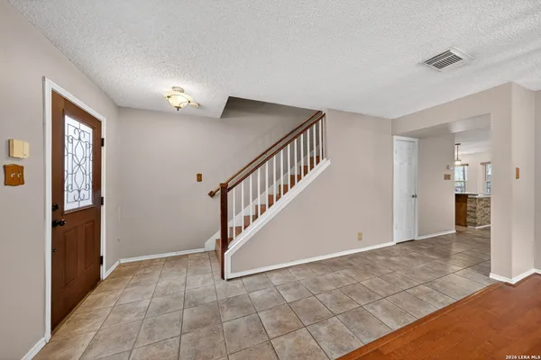 $2,200 | 7019 Jade Field, San Antonio, TX 78240