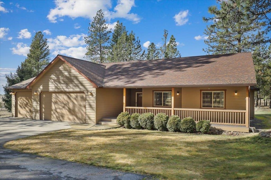497 East Stutler Road Spokane, WA 99224 - Photo 2 of 37