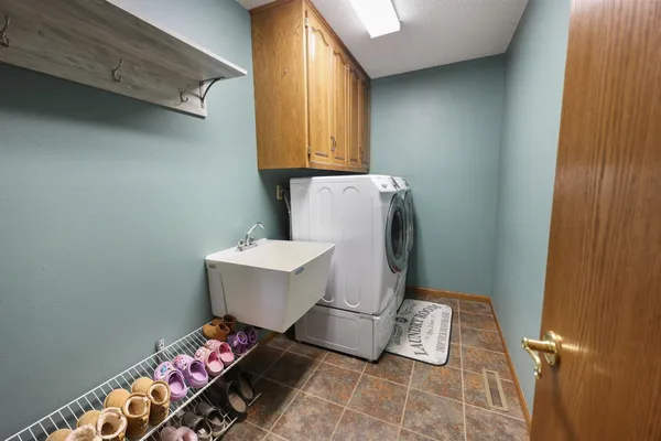 $435,000 | 23051 23rd Avenue, St. Augusta, MN 56301