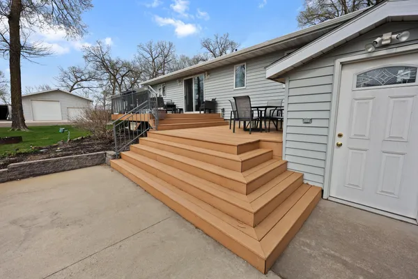 $435,000 | 23051 23rd Avenue, St. Augusta, MN 56301