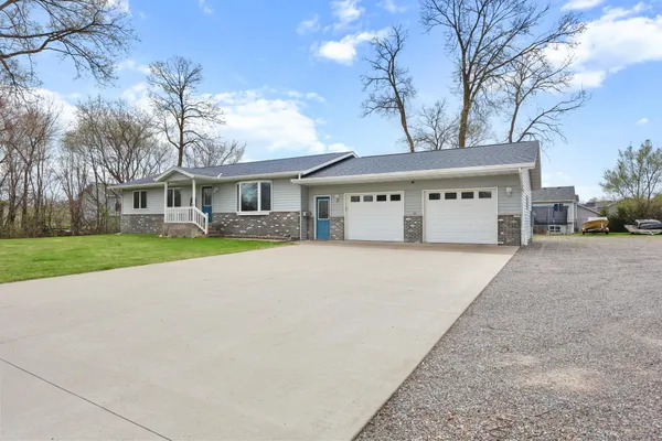 $435,000 | 23051 23rd Avenue, St. Augusta, MN 56301