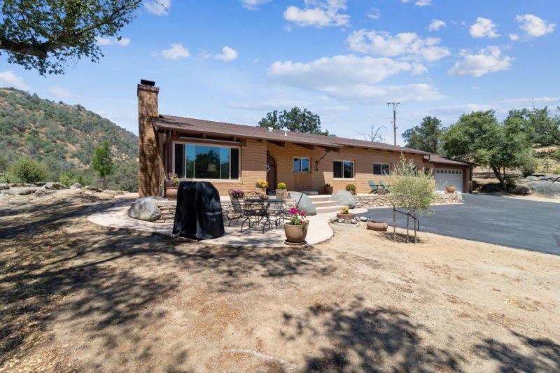 17350 Morgan Canyon Road Prather, CA 93651 - Photo 4 of 44 Gallery Image 4