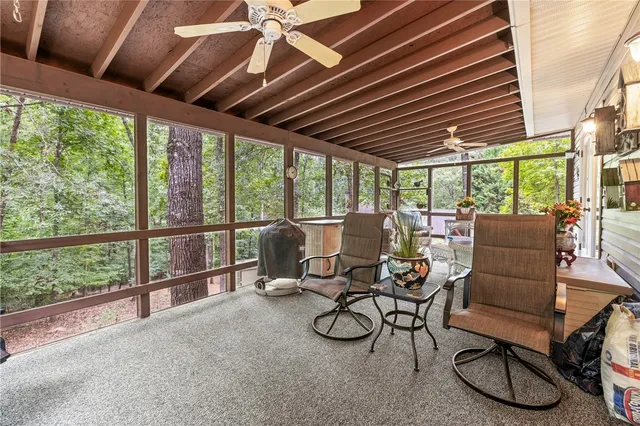 $535,000 | 120 Warpaint Lane, Westminster, SC 29693