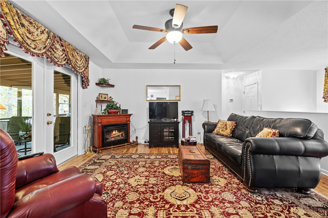 120 Warpaint Lane Westminster, SC 29693 - Photo 5 of 43