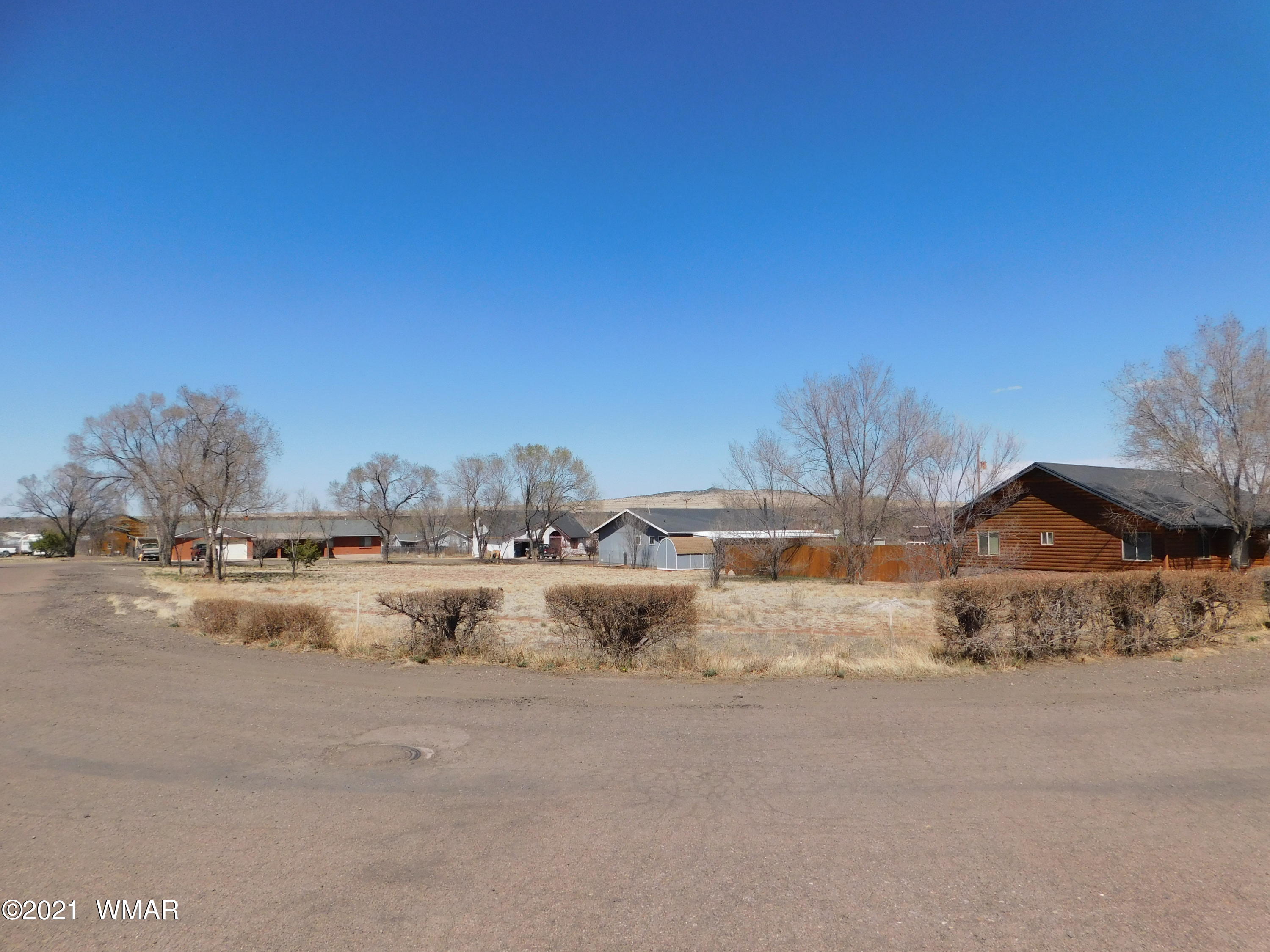772 Tori Circle Springerville, AZ 85938 - Photo 2 of 9