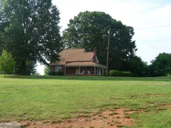141 Orchard Road Mayodan, NC 27027 - Photo 6 of 6 Exterior Front.