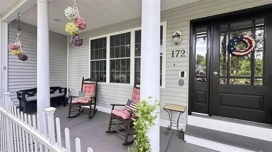 172 Arah Street Manchester, NH 03104 - Photo 5 of 42