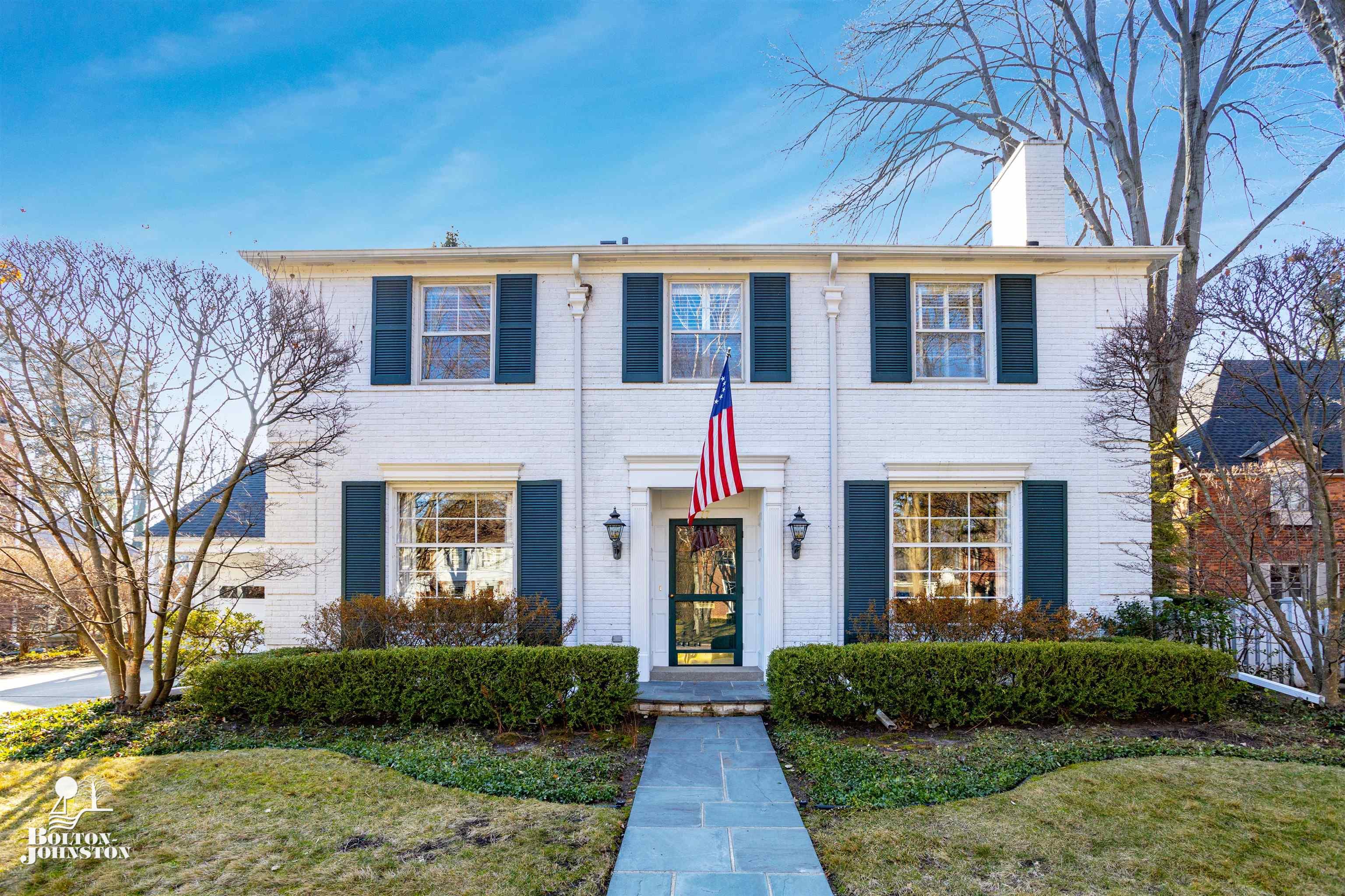 77 Merriweather Road Grosse Pointe, MI 48236 - Photo 70 of 73 50104660-69.JPG