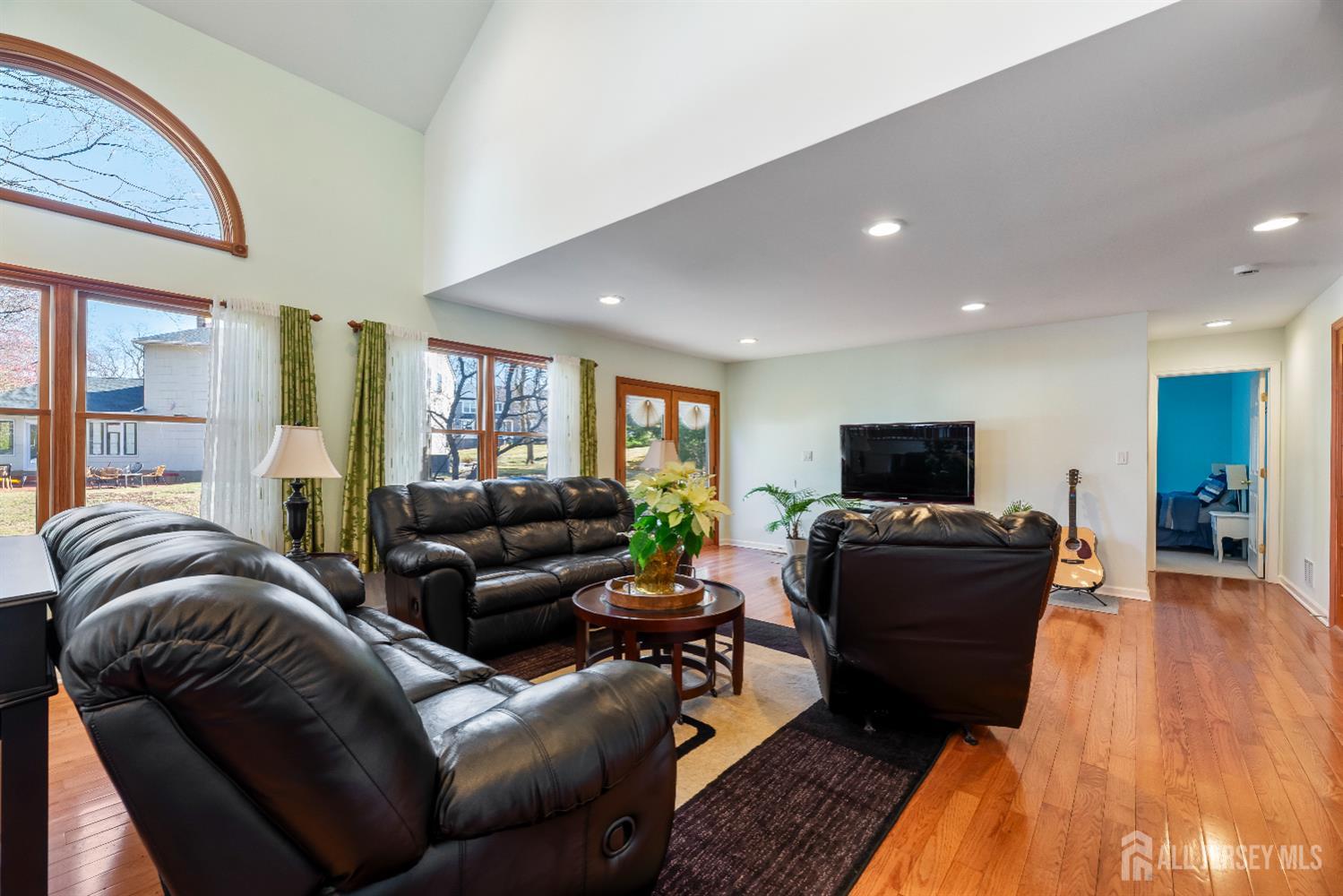 53 Rath Lane East Brunswick, NJ 08816 - Photo 23 of 65 Gallery Image 23