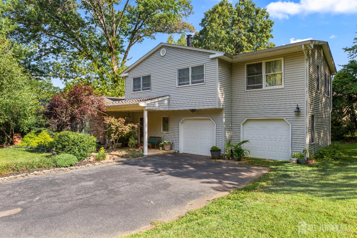 53 Rath Lane East Brunswick, NJ 08816 - Photo 6 of 65 Gallery Image 6