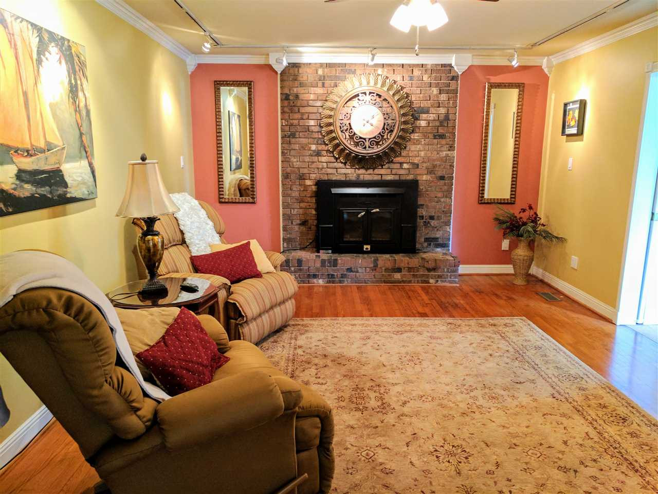 1004 Wofford Lane Raleigh, NC 27609 - Photo 11 of 13 Photo 11