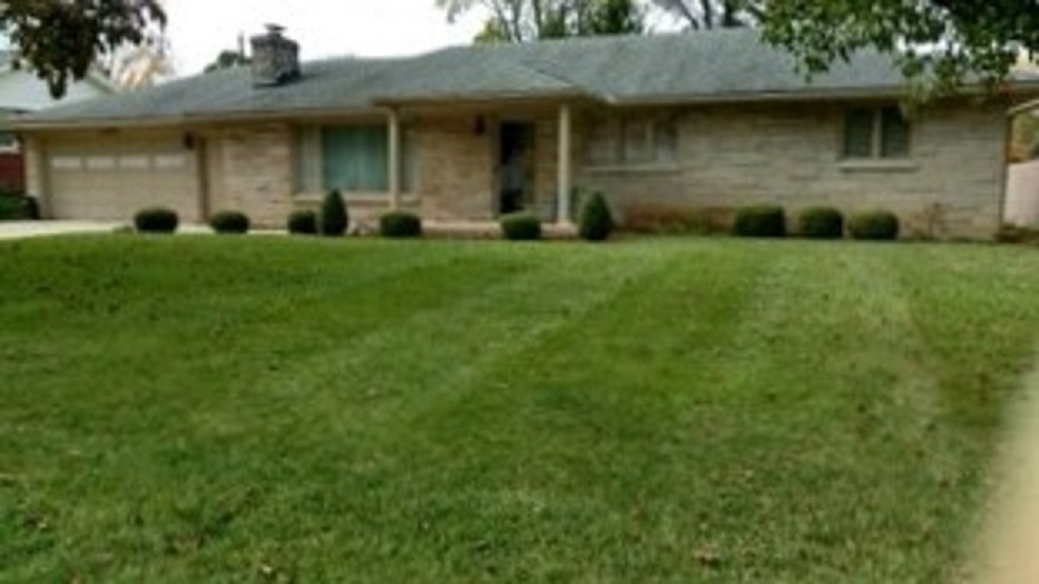 1305 North Winthrop Road Muncie, IN 47304 - Photo 1 of 16 Gallery Image 1