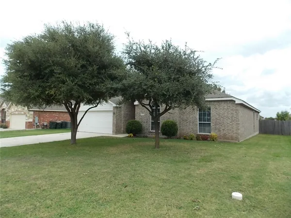 $2,200 | 199 Prairie Dawn, Kyle, TX 78640