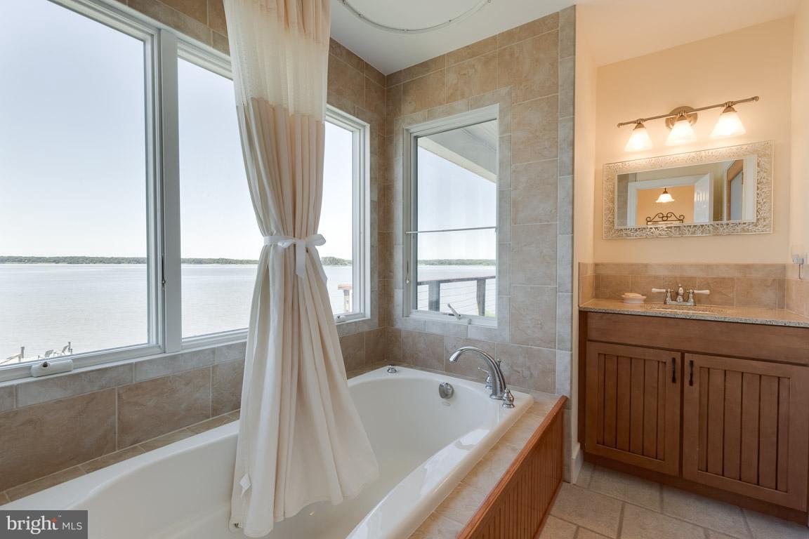 134 Sea Shell Lane Lancaster, VA 22503 - Photo 18 of 30 Bath 2