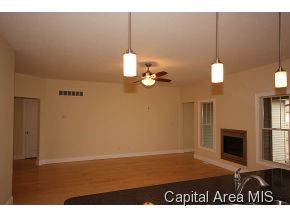 2908 Cindy Lane Springfield, IL 62711 - Photo 3 of 23