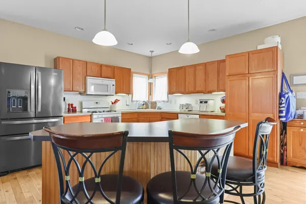 $554,900 | 6624 145th Circle North, Hugo, MN 55038